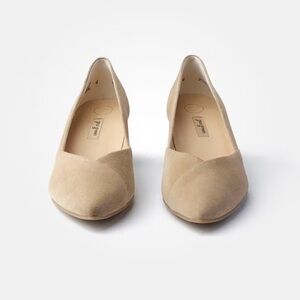 Paul Green Kitten Heel Beverly Surplice Beige Suede Pointed Toe Pumps Uk 6.5US 9